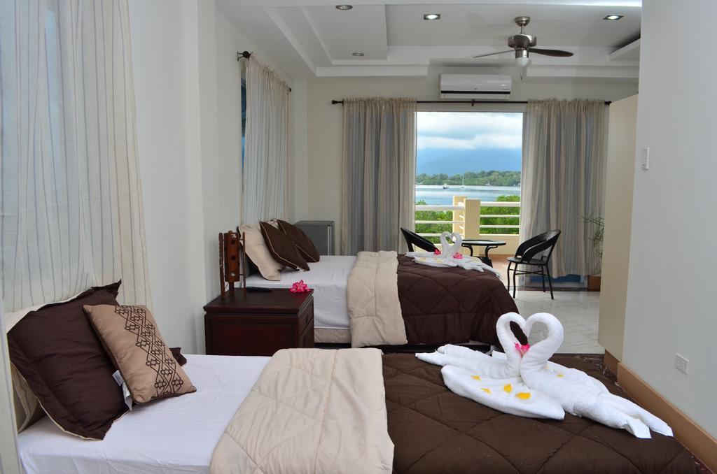 Villa De Sierra Vista Bay And Mountain View Inn Puerto Princesa Exterior foto